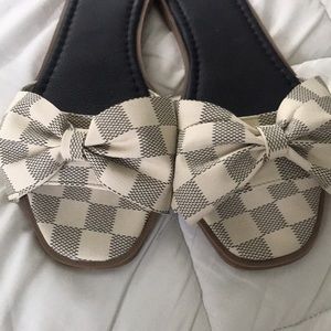 Checkered print sandals - worn twice